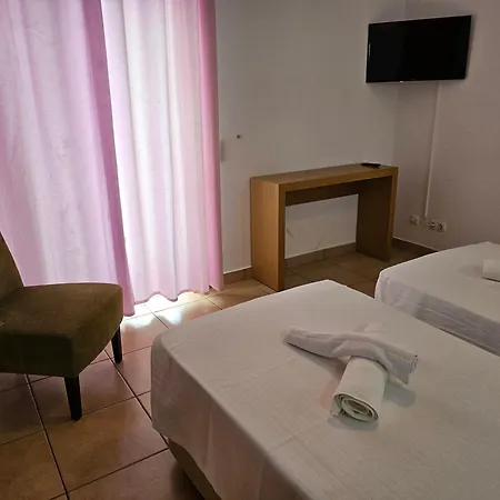 Vila Das Petalas By Atlantichotels Portimao Exterior photo