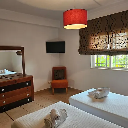 Vila Das Petalas By Atlantichotels Portimao Exterior photo